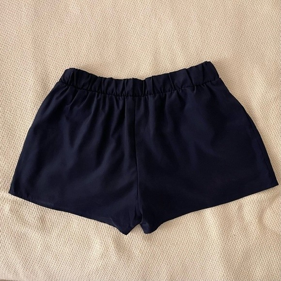 Francesca’s Collection Navy Tie Waist Women’s Summer Shorts - Picture 4 of 6